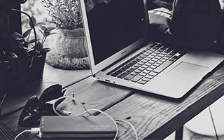 抖音严厉打击AI炮制“邪典动画”，近一个月391个违规账号被全面禁言